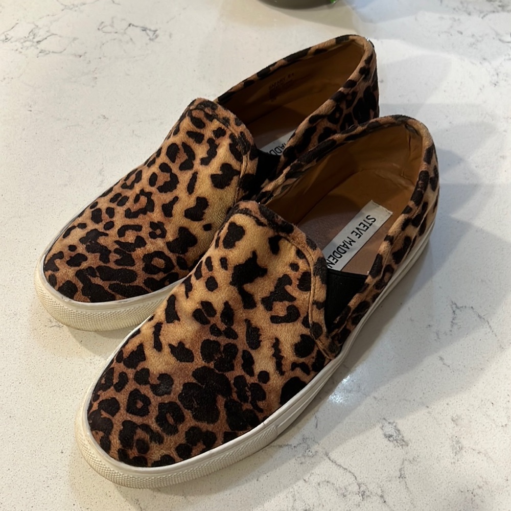 Steve Madden, cheetah slip-on sneakers, size 6.5